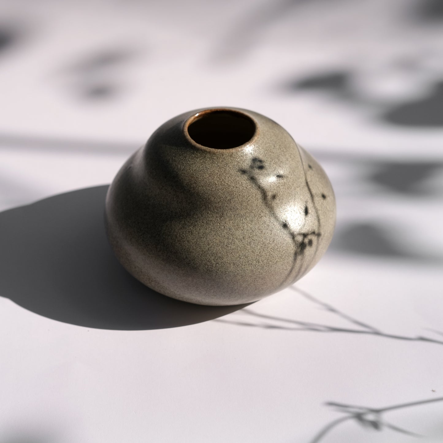 Vase M | Basalt