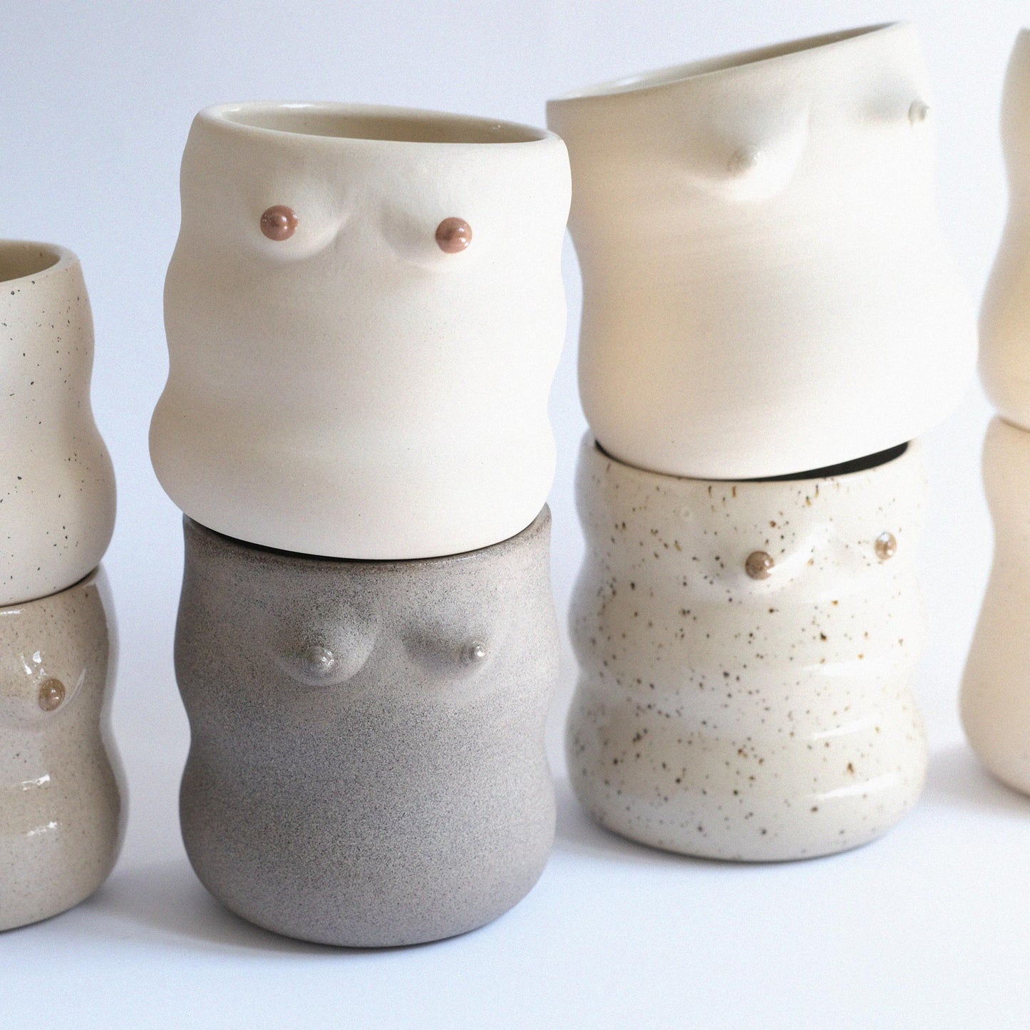 Mama Cup Curvy "Grau Matt"