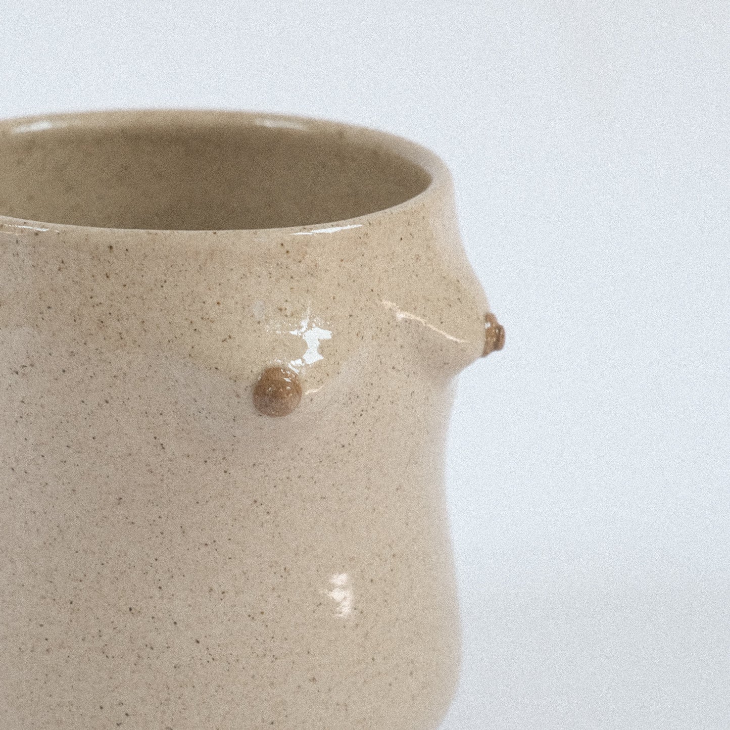 Mama Cup Curvy | Sand Klassik