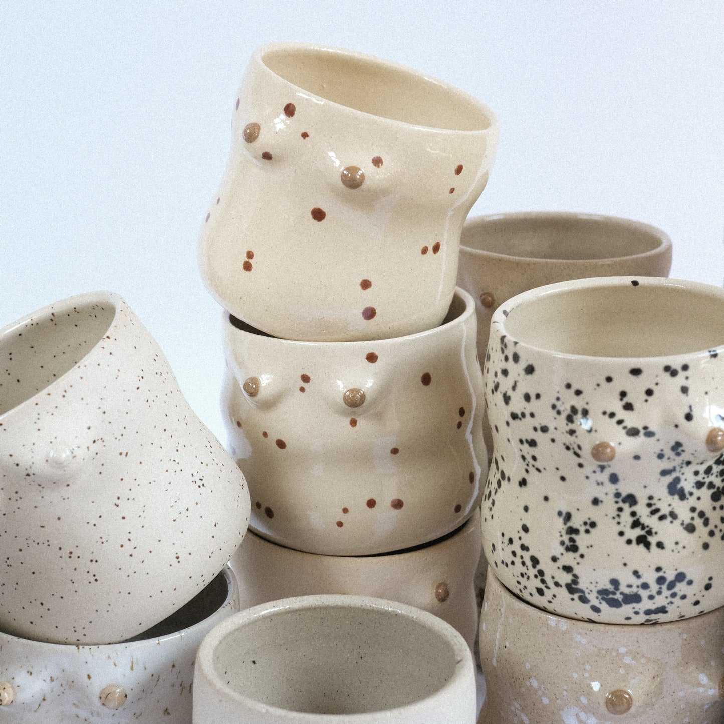 Mama Cup Curvy | Freckles Creme