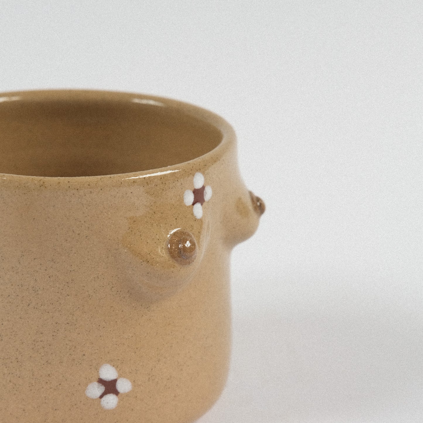 Mama Planter XS | Ocker Blümchen