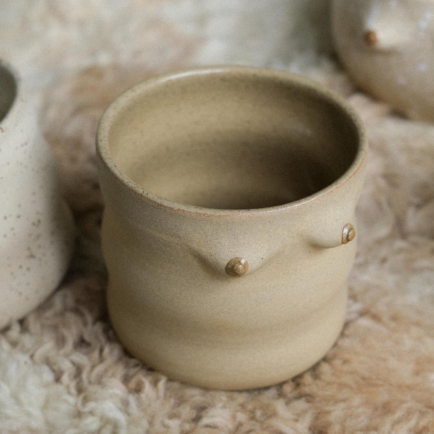 Mama Cup Curvy | Hellbraun Matt