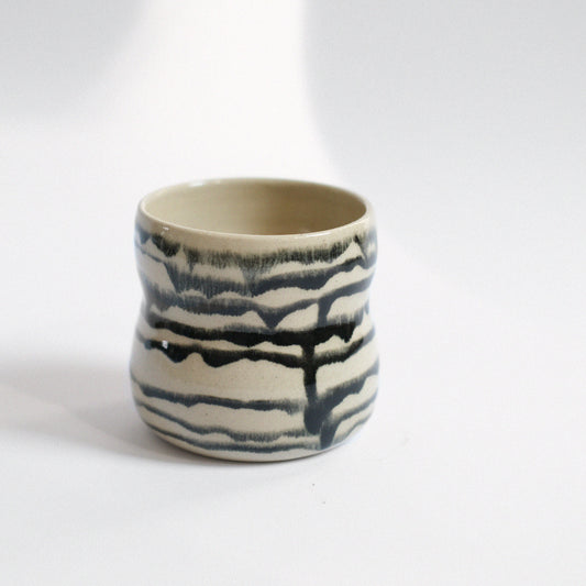 Becher Wave | Black Lines