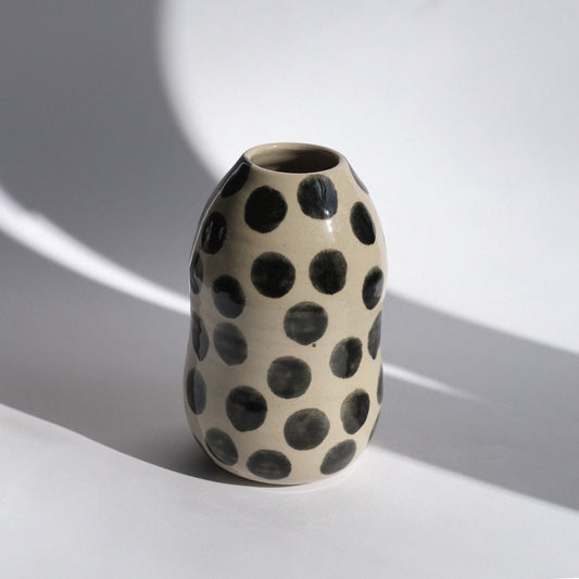 Vase L | Schwarze Punkte