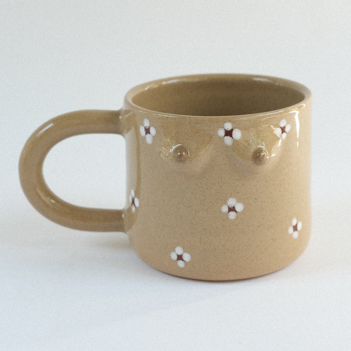 Mama Tasse  | Ocker mit Blümchen