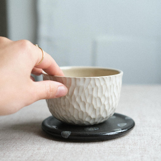 Cappuccion Becher | Carving Weiß