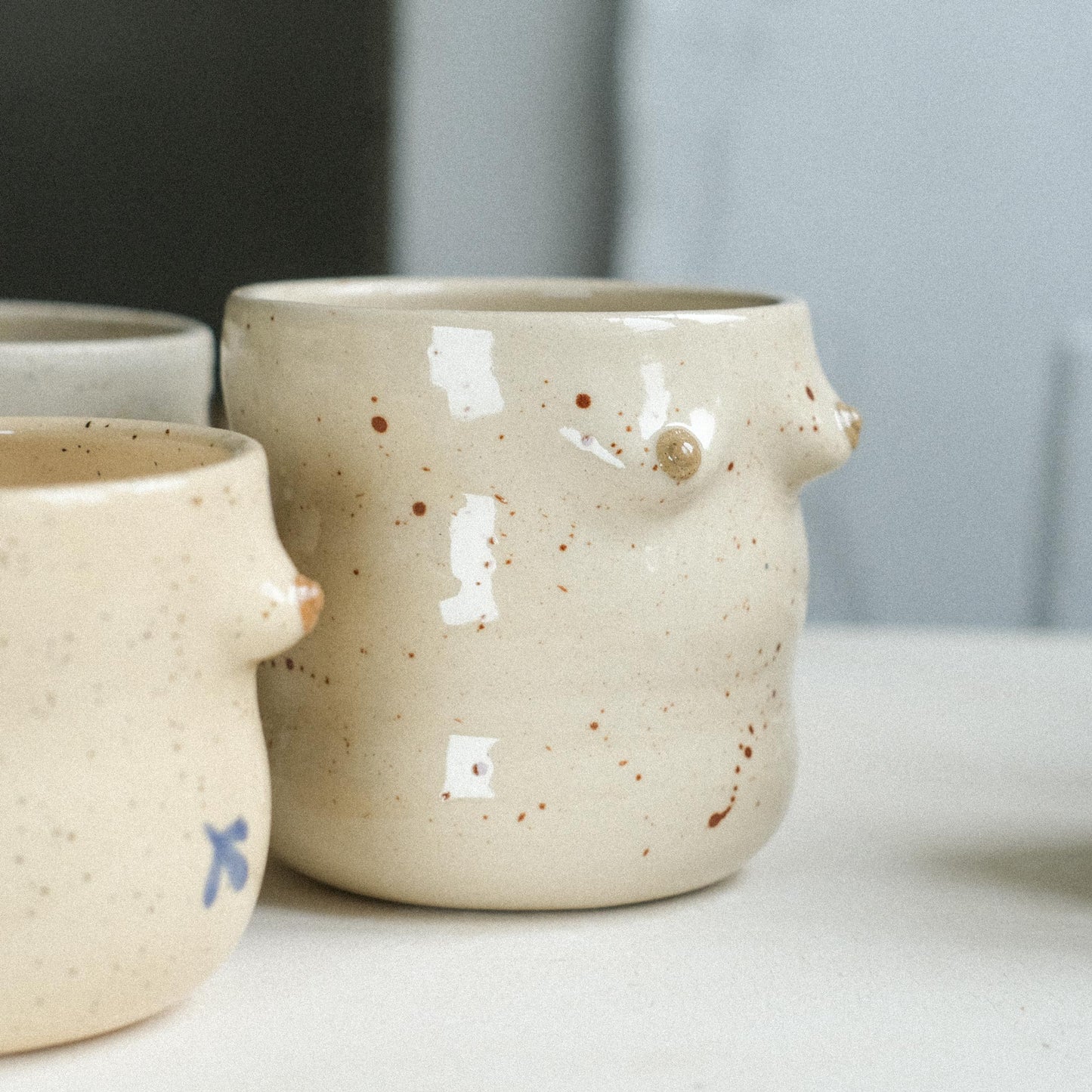 Mama Cup Curvy | Braune Splashes