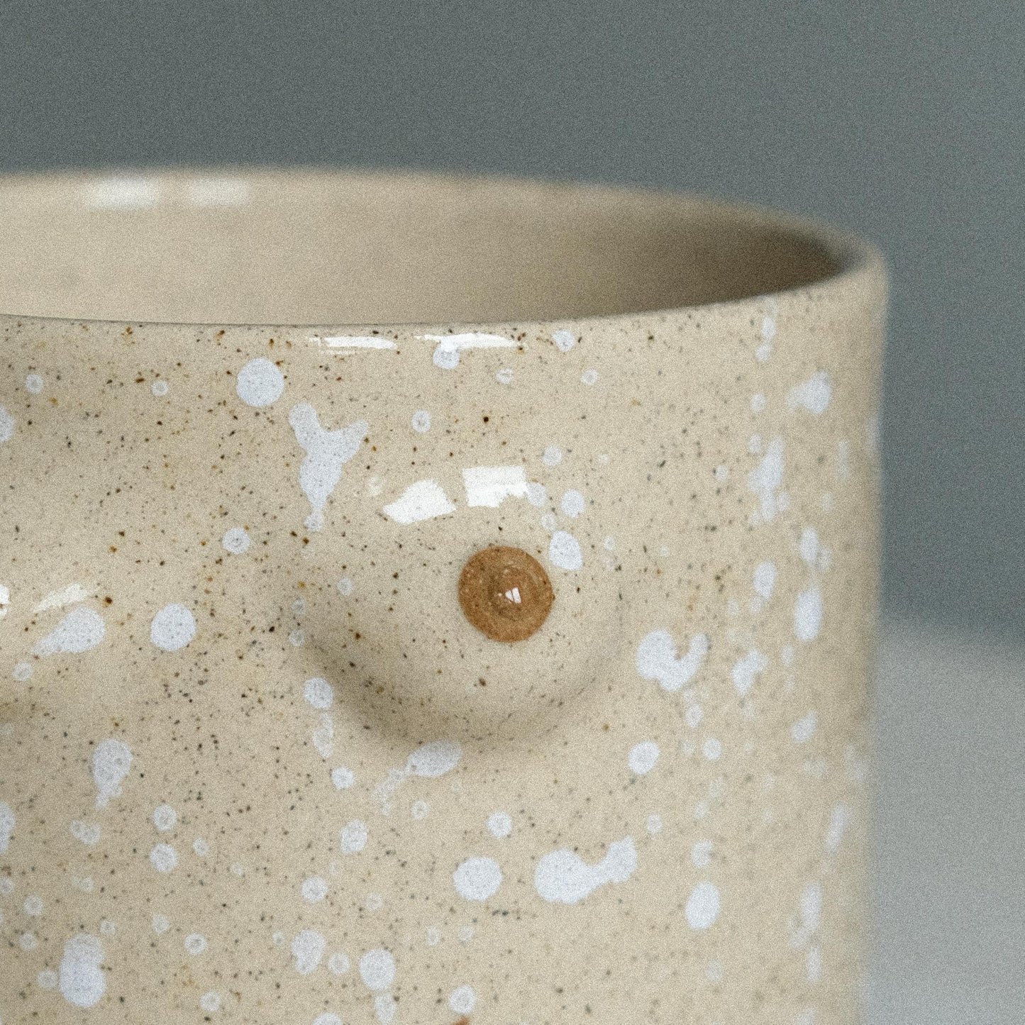 Mama Tasse  | Sand mit weißen Splashes