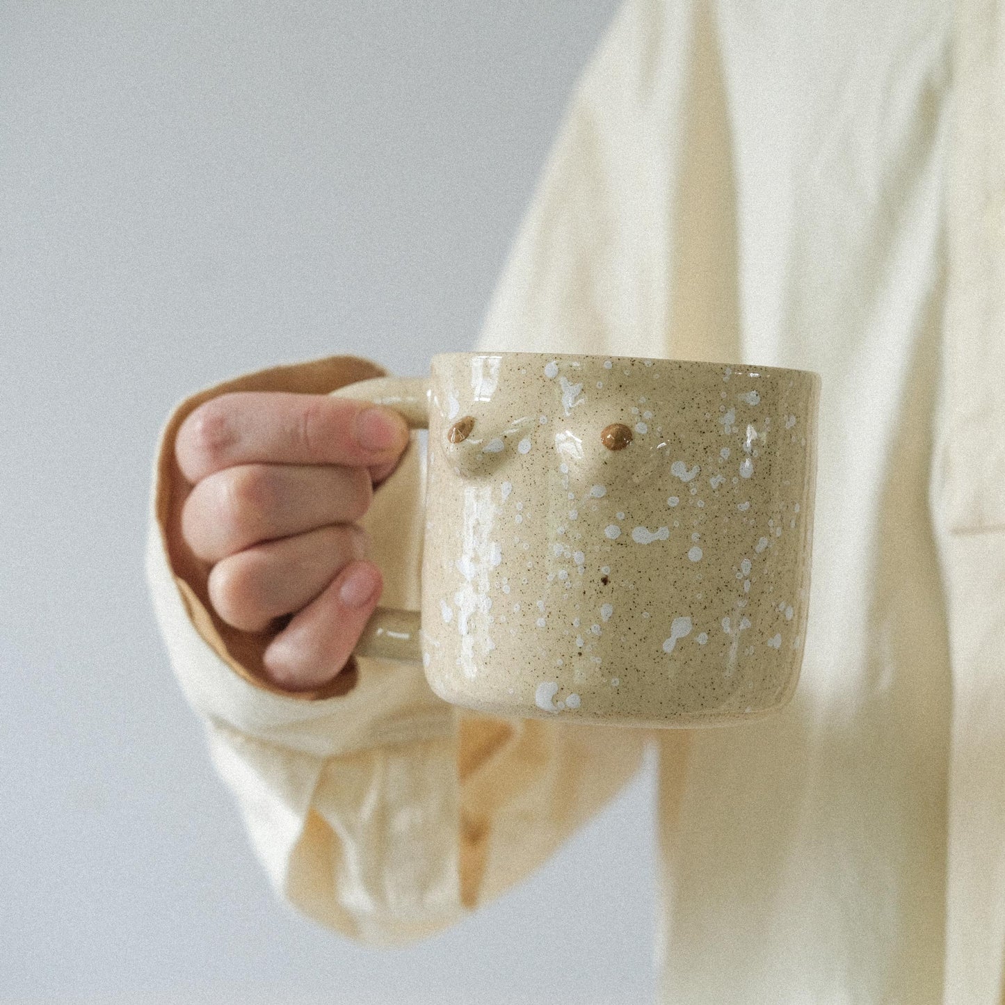 Mama Tasse  | Sand mit weißen Splashes