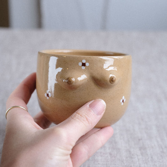 Mama Cup Round | Ocker Blümchen