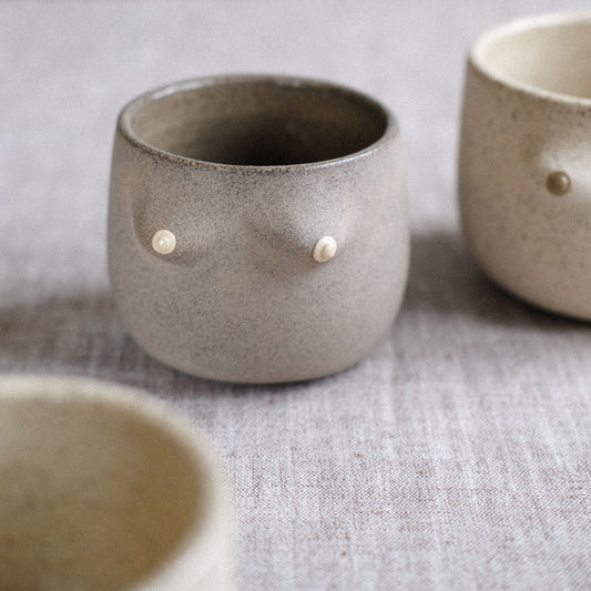 Mama Cup Round XS | Graubraun Matt