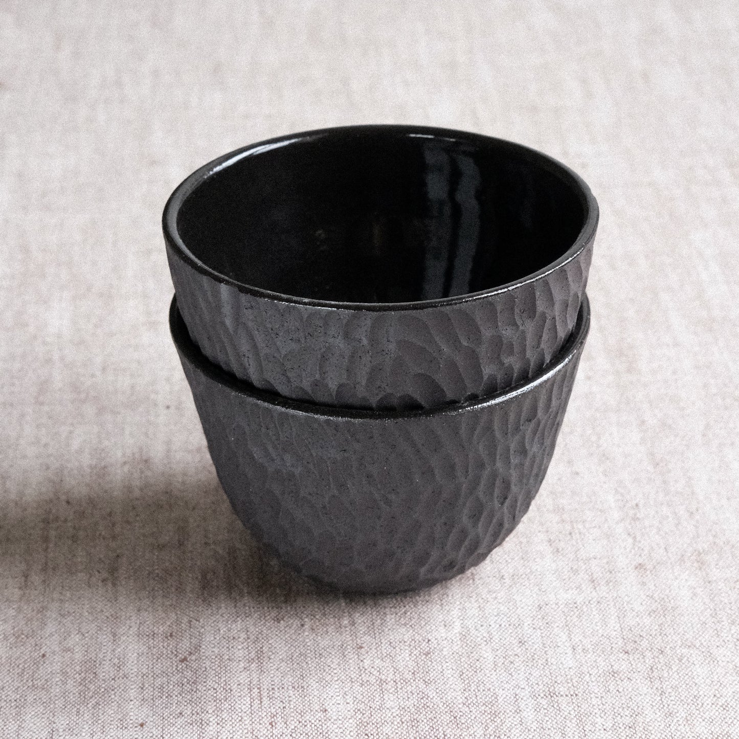 Cappuccino Becher | Carving Schwarz Matt