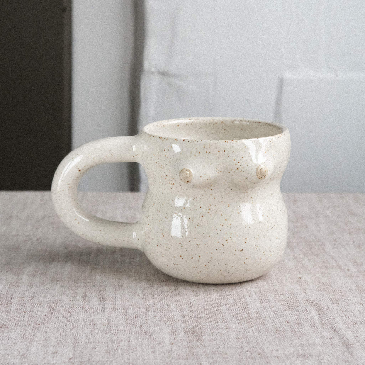 Mama Tasse Curvy | Sand Weiß Glänzend