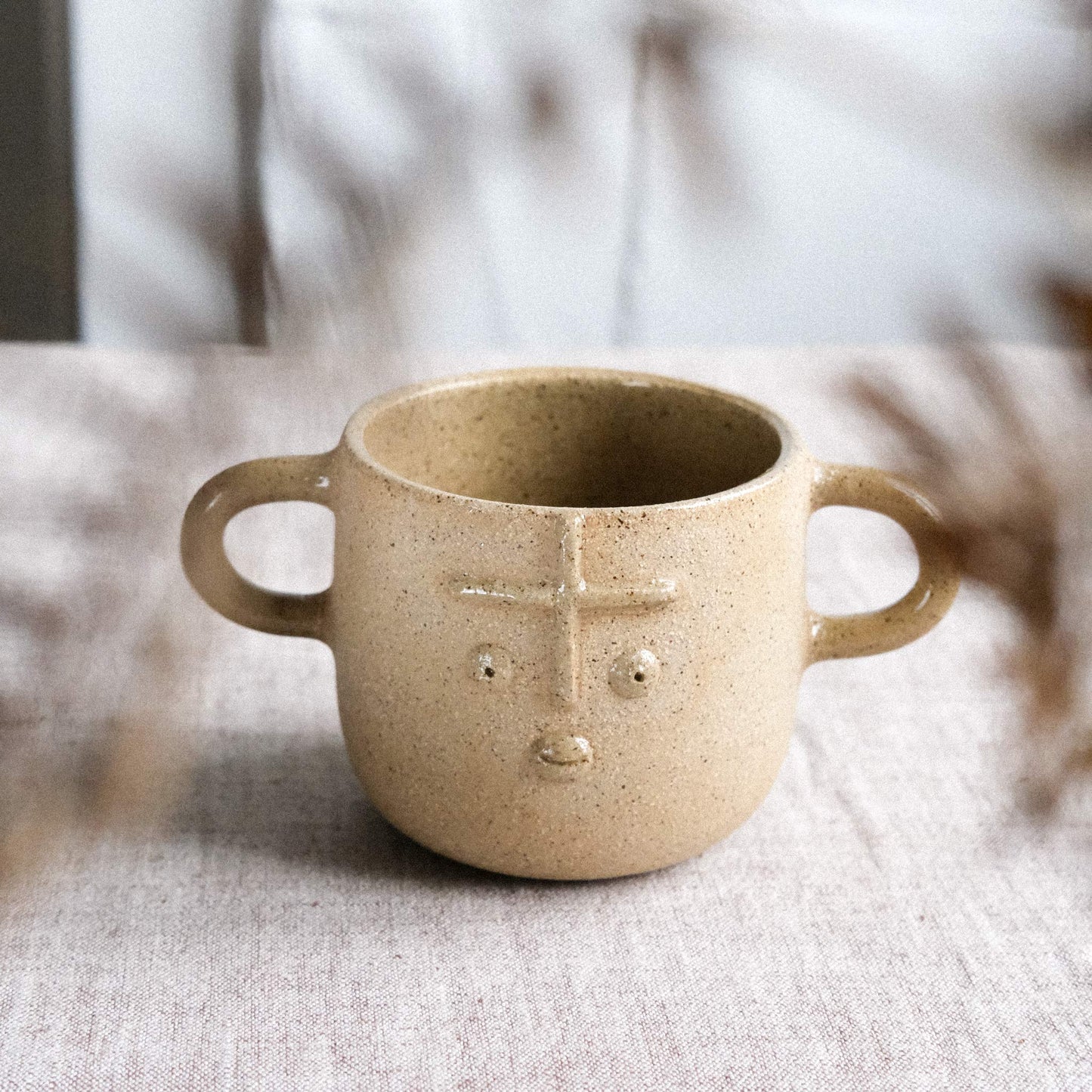 Cara Becher | Rotbraun Matt