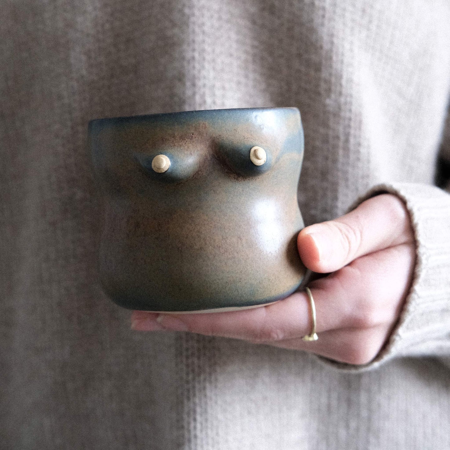 Mama Cup Curvy | Braunschwarz Seidenmatt